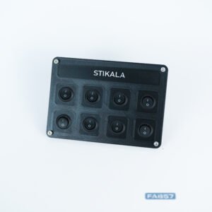 Stikalna plošča 4 x 2 z napisom "STIKALA"